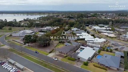 14 Plunkett Drive, Lake Albert