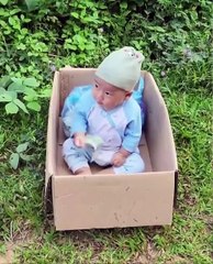 Heartbreaking Moment: Single Mother Leaves Her Baby Behind