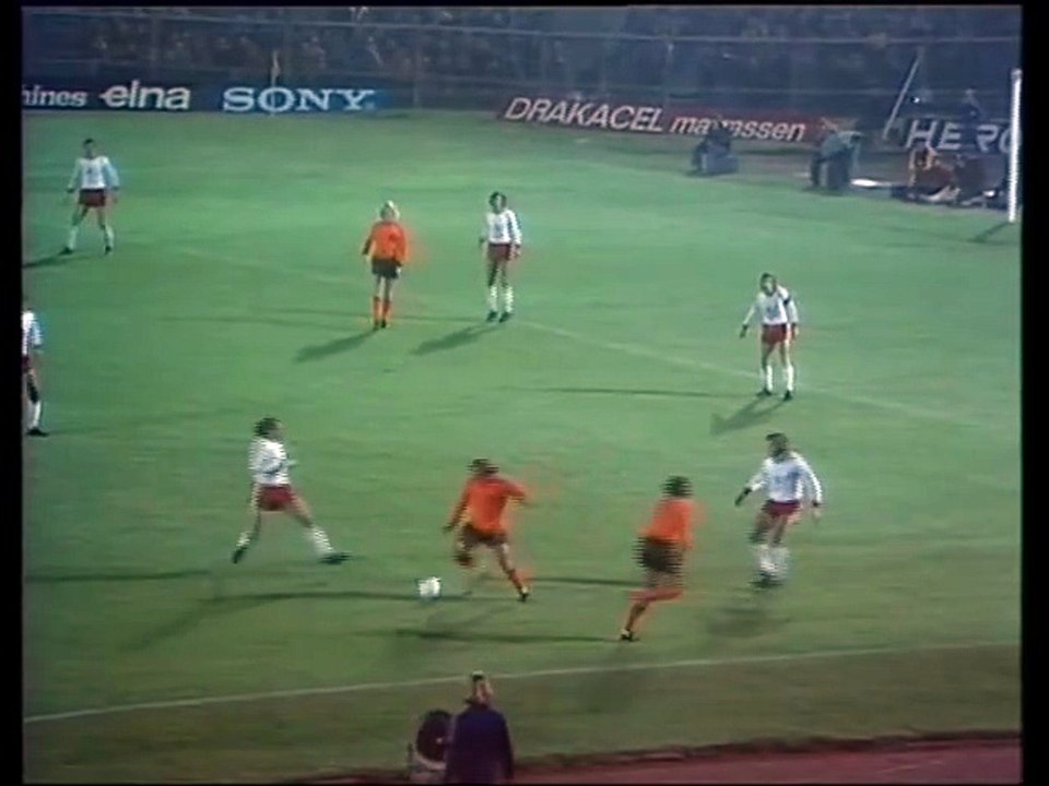 HOLLANDE  -  POLOGNE  - 1975 -