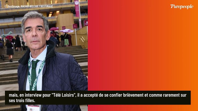 Xavier de Moulins marié à Anaïs et père de trois filles qui tiennent les rênes à la maison : Je me fais houspiller