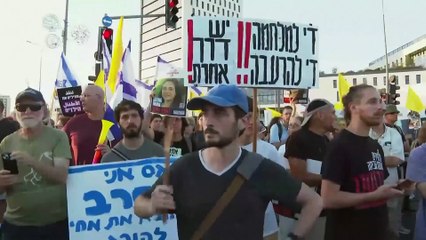 Geisel-Familien schließen sich landesweiten Protesten gegen Gaza-Offensive an