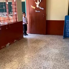 Kid never had a birthday party, reaction is priceless