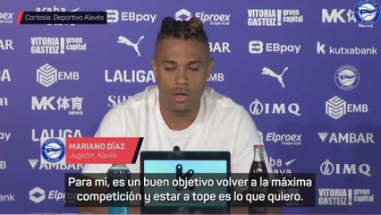 Mariano en su rueda de prensa de estreno con el Alavés: "Quiero reivindicarme"