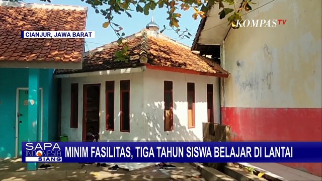 Minim Fasilitas, Sudah 3 Tahun Siswa SDN Karyajaya Cianjur Terpaksa Belajar di Lantai