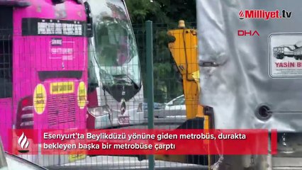 Esenyurt'ta metrobüs kazası! 2 araç tahliye edildi