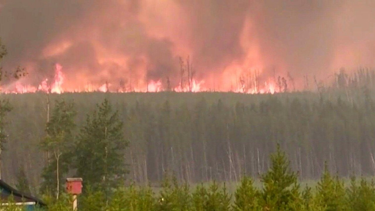 In Kanada kämpfen Soldaten und Küstenwache gegen Waldbrände
