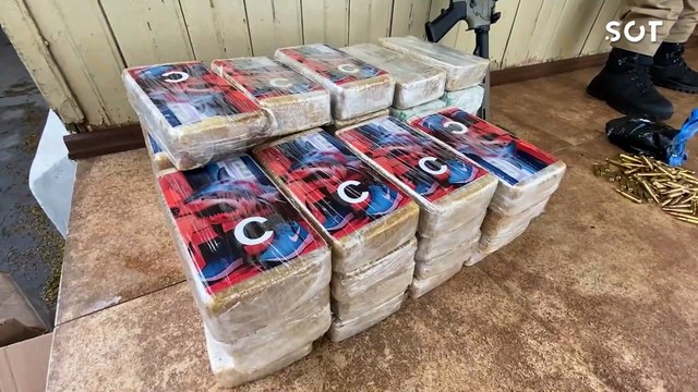 Grande apreensão de crack, fuzil e munições é realizada pela Polícia Militar no Bairro Canadá em Cascavel