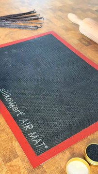 Lets make a blueberry cheese pie#fypageシ #foryourpage #baking #homecooking #goodfood #foodlovers #recipe #simplerecipe #partyfood #dessert #sweets #eating #foodie #pie #blueberry #yummyfood #snacks #bakingtime #deliciousfood #viralrecipe #dessertrecipe