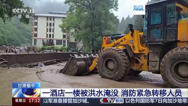 Legalább 10 ember meghalt, 33 eltűnt az észak-kínai árvízekben