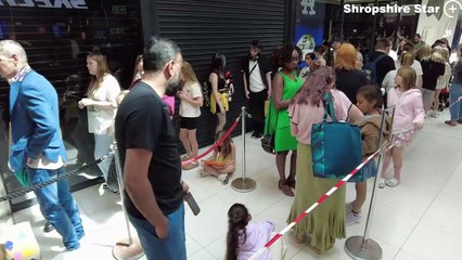(August 2025) Queues for the opening of the new MINISO store at Telford Centre