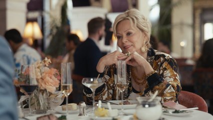 Hacks: Deborah Vance face à la perte de sa résidence 🎭