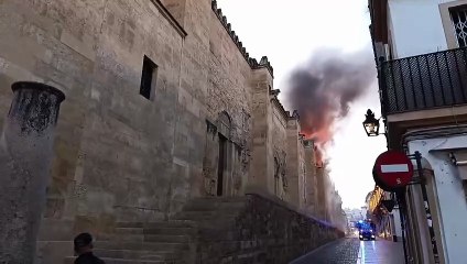 Incendio en la Mezquita de Córdoba