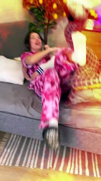 Her Reaction to This Slippers Prank Was PRICELESS! 😂 #prank #slippers #funny