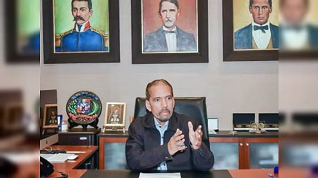 Rechazan disculpas de la autora del “himno nacional lésbico”