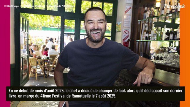 Cyril Lignac changé, il apparaît à Ramatuelle avec une autre star de la télé très populaire