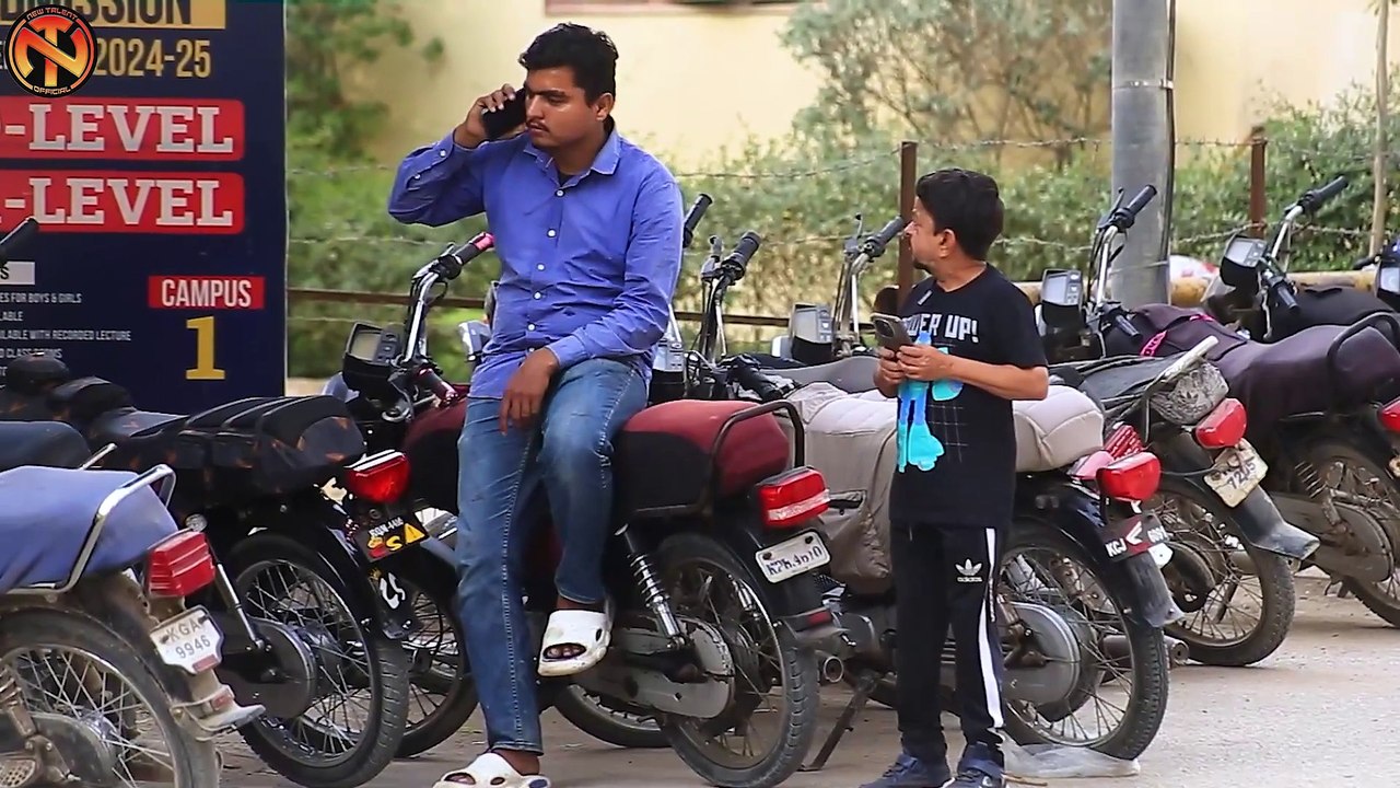 Asking Adress & Giving Money Prank _ @NewTalentOfficial