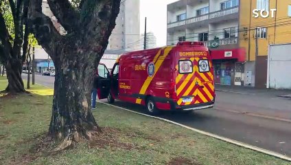 Colisão entre carro e moto deixa motociclista ferido no Centro de Cascavel