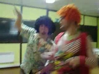 Dure la vie d'une technicienne de surface...