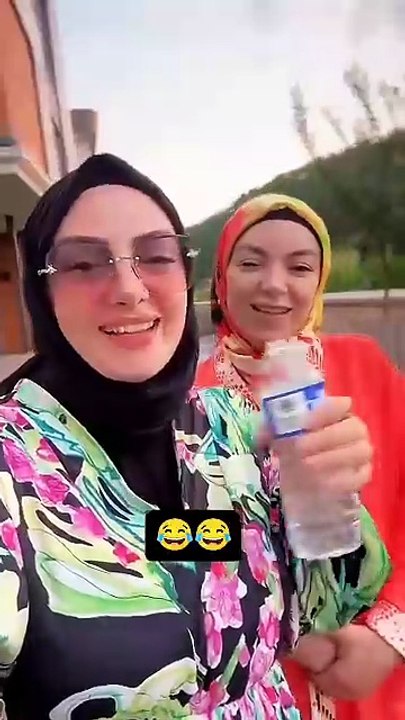 Try to not laughing 🤣🤣🤣