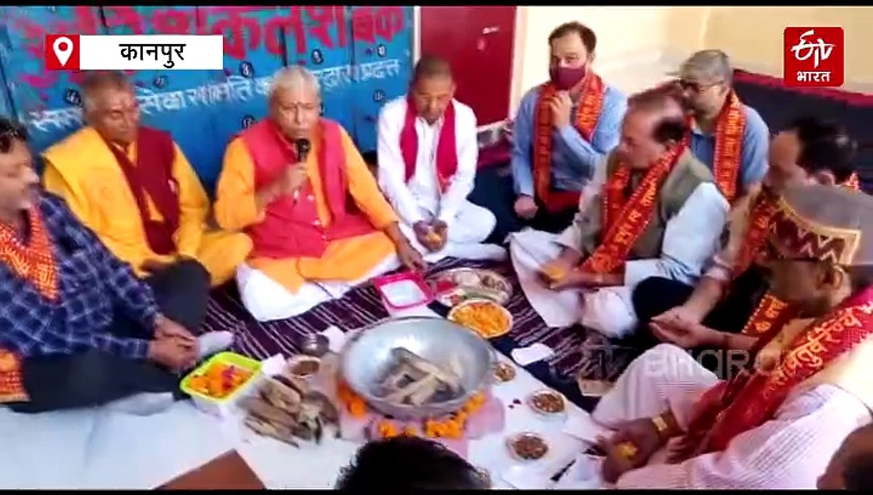 कानपुर का अनोखा अस्थि कलश बैंक; 11 वर्षों से अनजान लोगों का करा रहे अस्थि विसर्जन