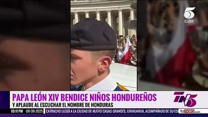 Papa León XIV bendice a niños hondureños y aplaude al escuchar el nombre de Honduras