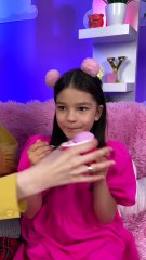 Girl Gets A Huge Ice Cream! 😍🍦