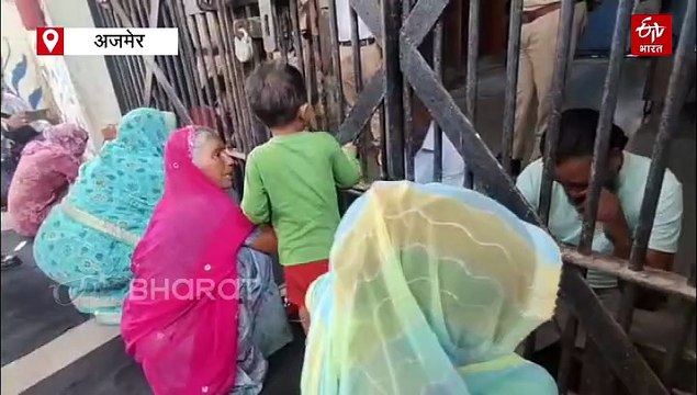 बहनों ने जेल में बंद भाइयों को बांधी राखी, दोबारा अपराध नहीं करने का लिया वचन