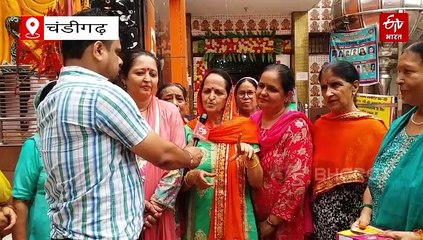 चंडीगढ़ में हनुमान जी की मूर्ति को बांधी 15 फीट की राखी, 15 दिनों में महिला श्रद्धालुओं ने तैयार की इको-फ्रेंडली राखी