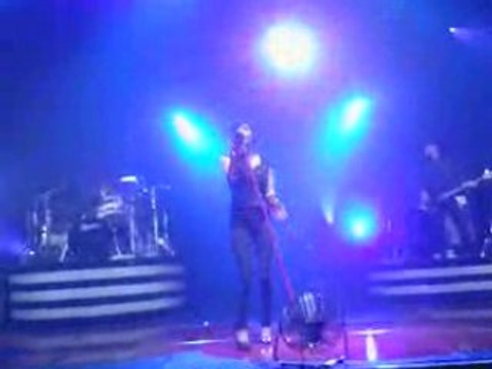 Superbus 27/11/07 Elispace Beauvais