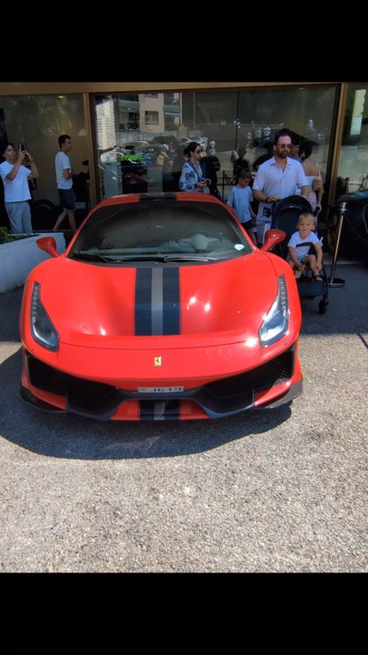 # tours de magie.   #.  moto.  #.  voiture.   de ouf.