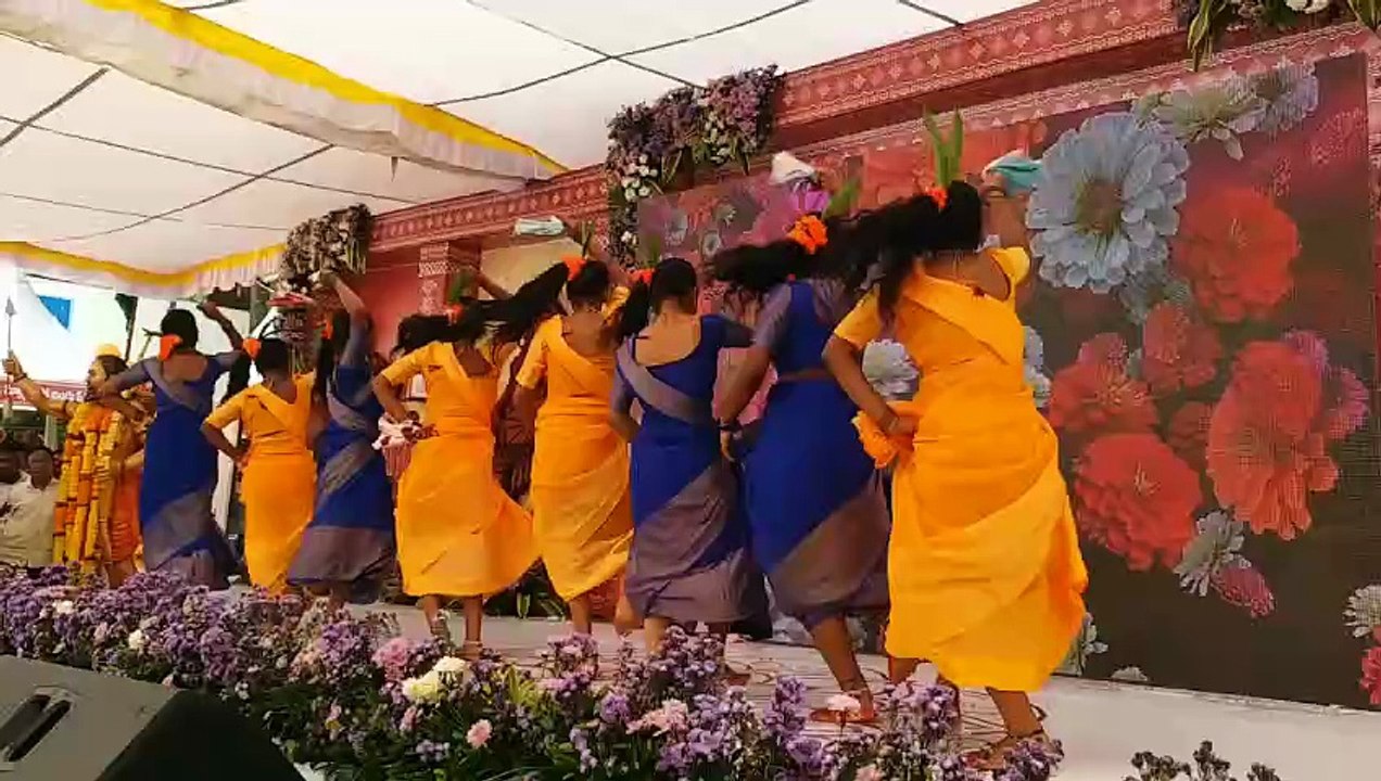 ఘనంగా ప్రపంచ ఆదివాసీ దినోత్సవ వేడుకలు