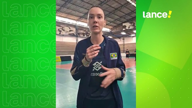 Roberta aponta diferenças entre levantadoras da Seleção