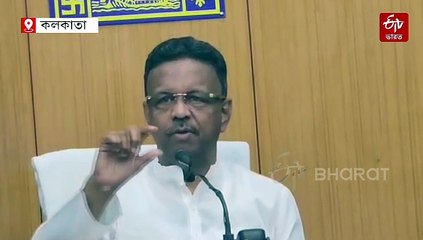 বাংলায় সাইনবোর্ড না-লিখলে নামিয়ে দেব, হুঁশিয়ারি মেয়র ফিরহাদের