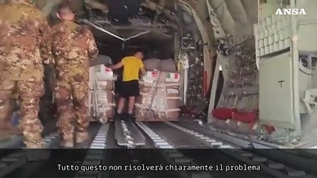 Gaza, partito il primo carico di aiuti umanitari italiani aviotrasportati da Amman