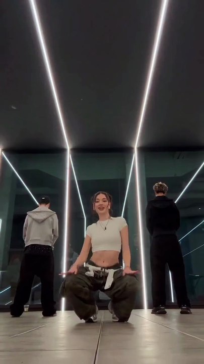 Big Hot Dance