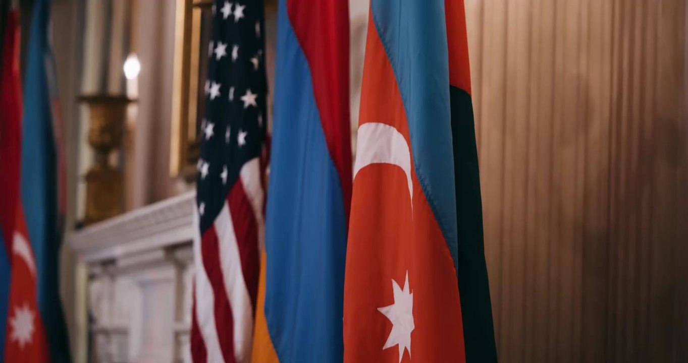 trump Intro in white hoyse speech # trump # donald # white house# USA# finance# trump # declamation# chapter # of society# watch# gollow # viral video