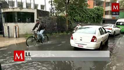 Intensa lluvia acompañada de granizo deja encharcamientos en Coyoacán