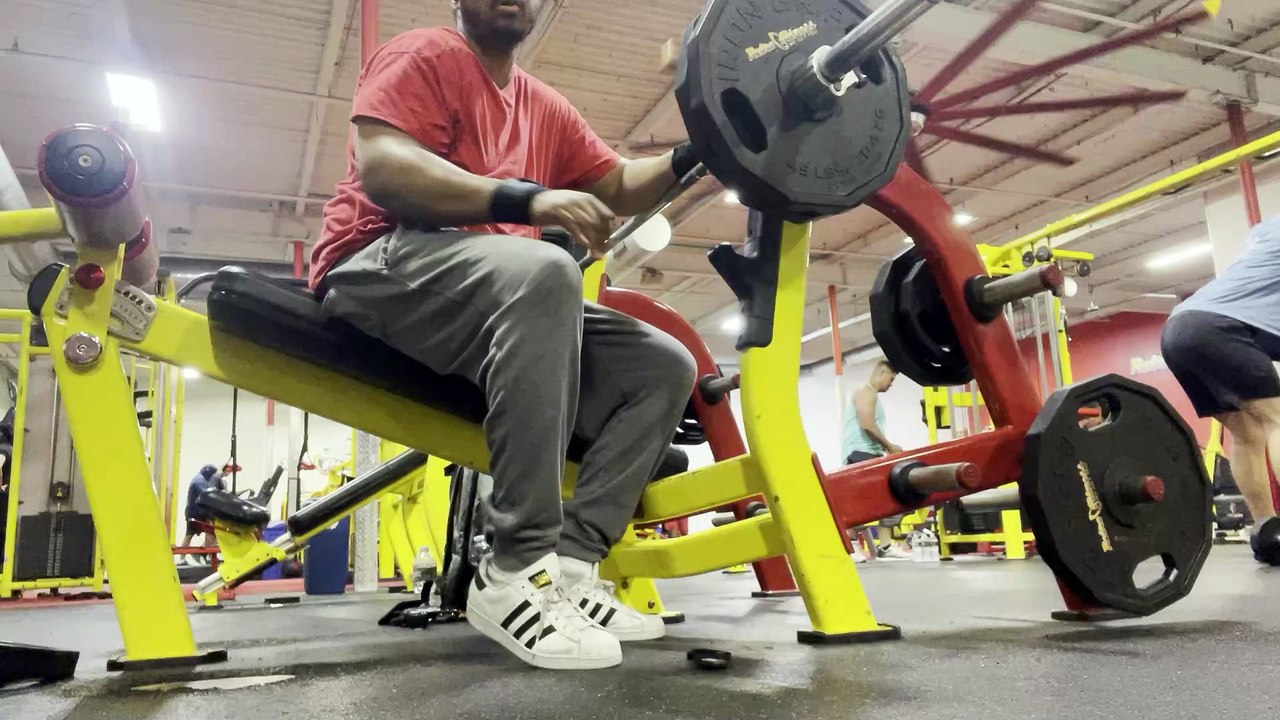 4 of 4 Sets of Decline Bench Press