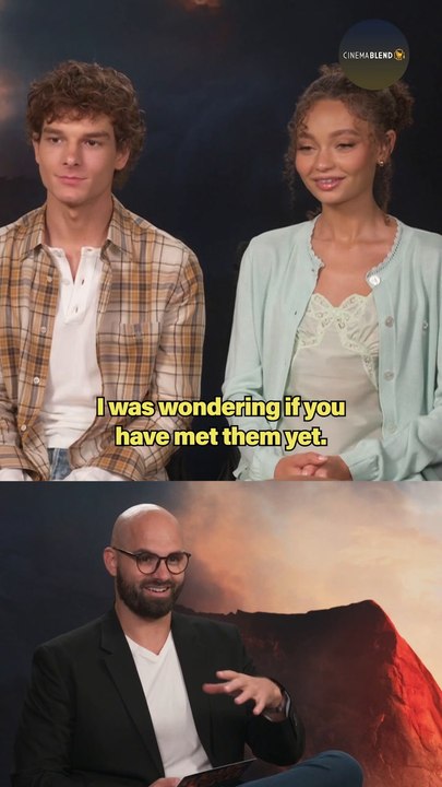 The Live-Action Hiccup And Astrid Plea To Meet OG 'How To Train Your Dragon' Stars Jay Baruchel And America Ferrera #shorts