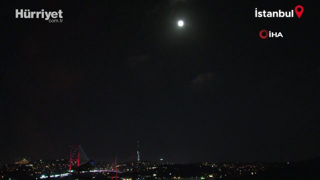 İstanbul'da 'mersin balığı dolunayı'