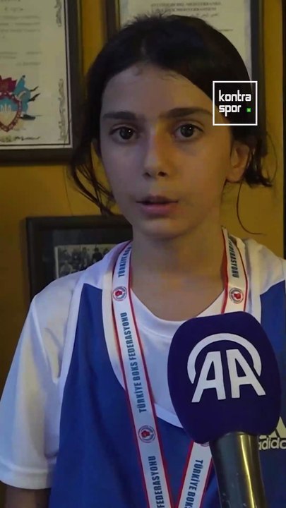 11 yaşındaki Eylül, boksta şampiyon babasının izinden gidiyor
