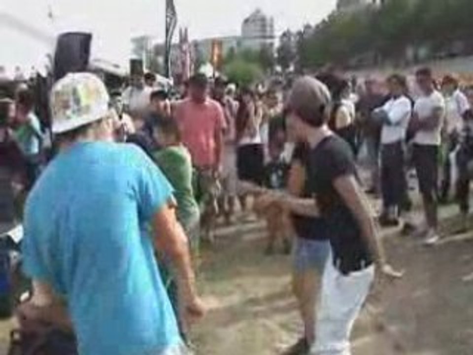 cd-mentiel.com @ Fise 2008