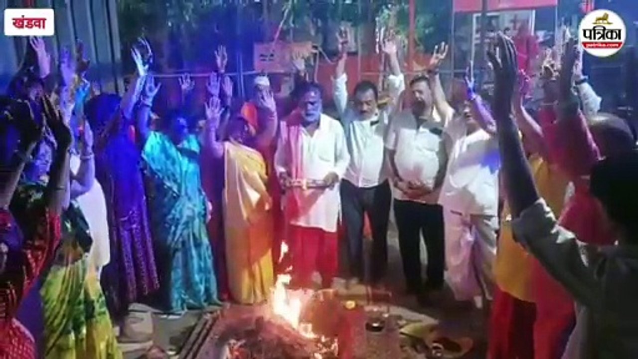 महादेवगढ़ अनुष्ठान... एक माह में हुआ 1 करोड़ 11 लाख पार्थिव शिवलिंग निर्माण, पूजन