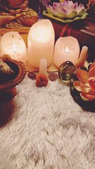 Uncover What's Shifting in Your Life with Tarot Readings 🔮