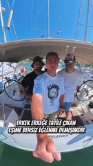 Erkek erkeğe tatile giderken, "bensiz çok eğlenme" diyen eşini kırmayan adam 😂