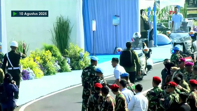 Langkah Presiden Prabowo Terhenti! Betulkan Baret Cak Imin & Ketua DPD di Upacara Kehormatan Militer