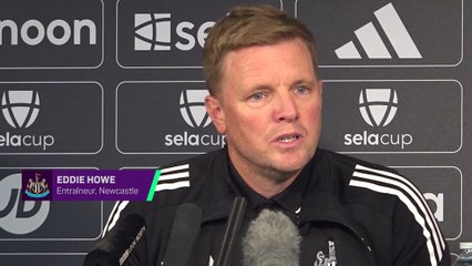 Howe sur l'avenir d'Isak : "Tout est possible"