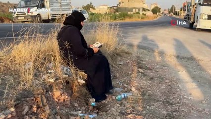 Ters dönen otomobilden çıktı, yaptığı ilk iş şükür oldu