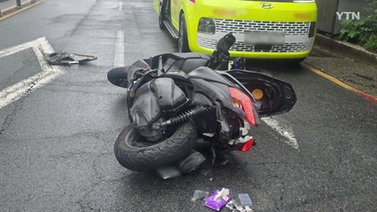 부산서 시내버스가 횡단보도 돌진...보행자 2명 숨져 / YTN