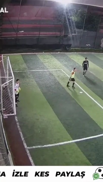 Gelişine Çok Güzel Bir Vuruş Ve Gol